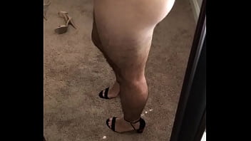 Preview 1 of File Not - Round bubblebutt ass in leggings