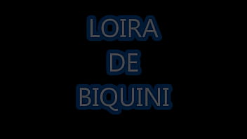 Preview 1 of Achchhi Bate - LOIRA GOSTOSA DE BQUINI NA PRAIA