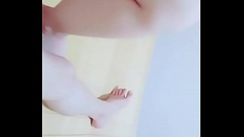 Preview 1 of Mature Porno Video Com - 雪 白 粉 嫩 無 毛 極 品 小 美 女 被 男 友 誘 惑 直 播 操 逼 太 緊 一 直 喊 痛.mp4