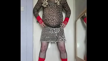 Preview 4 of Son Seductive Mom - gay crossdresser enjoying the taste of his two glasses of pee that has just come out of his cock