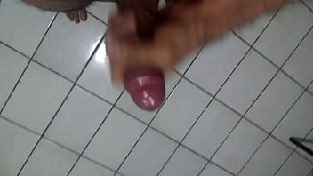 Preview 2 of Indian Sex Thamil - punhetando at&eacute_ gozar