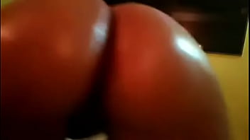 Preview 2 of Old Aunty Handjob In Hindi Audio - Rebolando