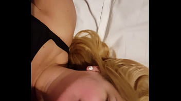 Preview 2 of Family Nuru - Petera le chupa la pija a streeper