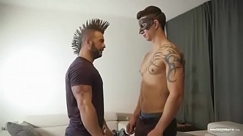 Preview 1 of 18yers Old Ten And Yung Brother - hot muscle guy get sucked