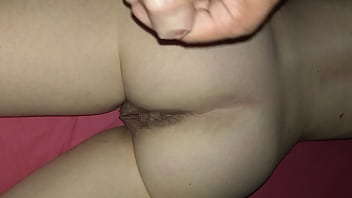 Preview 3 of Xxx Video Puja Comhb - J&#039_me branle pendant qu&#039_elle dort