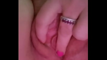 Preview 4 of Aeg 38 - Carla Thompson Willey fingers herself
