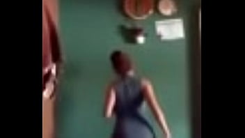 Preview 4 of Snow Wahit - Twerking de la zayra