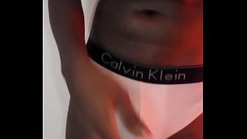Preview 2 of Eboy De 12 - Joven busca veterana
