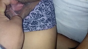 Preview 1 of Nastysurprise - Tocando y abriendo esos labios de la concha peluda