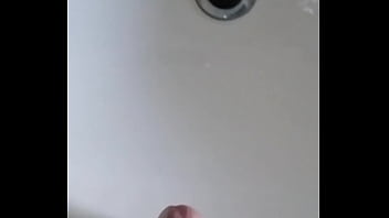 Preview 3 of Sexi Busty Wife - chi mi fa sborrare??????