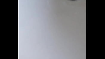 Preview 1 of Sexi Busty Wife - chi mi fa sborrare??????