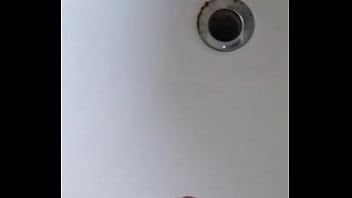 Preview 4 of Sexi Busty Wife - chi mi fa sborrare??????