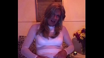 Preview 2 of Muscle Baby Lesbian - Dakota: One on One..let&rsquo_s Cum