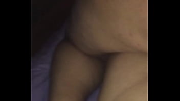 Preview 2 of Amateur Deep Throating Big Dildo - Culiando a mi vecina madura