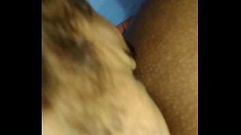 Preview 1 of Porno Nior - Levando uma lambida do macho