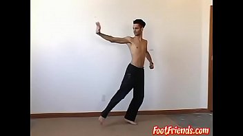 Preview 2 of Minima Vij - Homosexual deviant teases with his feet and sucks toes