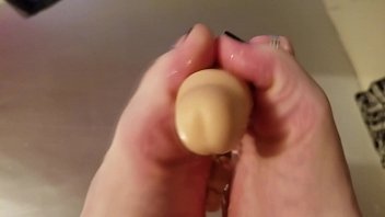 Preview 3 of Iliana Dicruj - BBWs First Foot Job