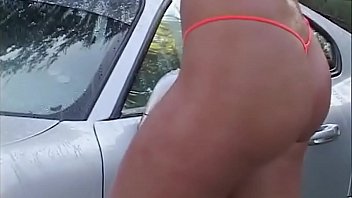 Preview 1 of Sma Tiny - She like washing cars - he like to fuck girls that love to wash car&acute_s