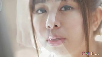 Preview 4 of Full Video Bokep Tanpa Sensor - Sweet Japanese teen cameltoe touching and teasing outdoors