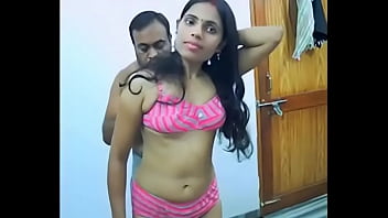 Preview 2 of Actions Movoes - Desi aunty