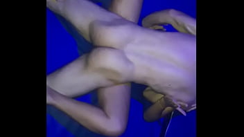 Preview 2 of Xvxn Com - Vagabunda vai na balada e &eacute_ pega pelo marido dando pra outro