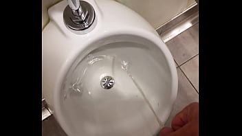Preview 2 of Sexxhulja - Public piss