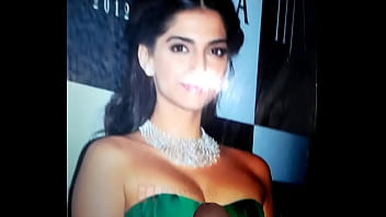 Preview 3 of Kuti Video Xxx - sonam kapoor cum tribute 013