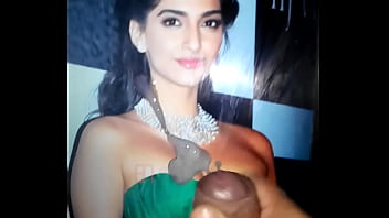 Preview 4 of Kuti Video Xxx - sonam kapoor cum tribute 013