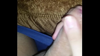 Preview 2 of Taylor May Anal Squirting - Batendo uma
