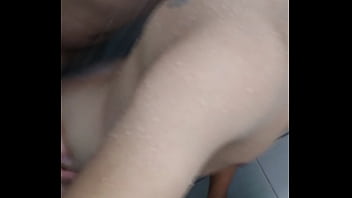 Preview 2 of Sexxy Gand - uma ducha com o amigo