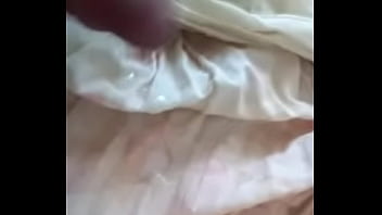 Preview 4 of Jo Philips - As&iacute_ se saca el semen leche