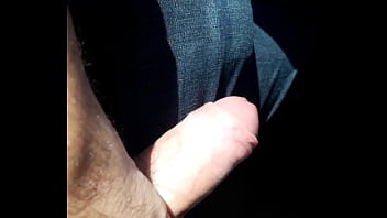 Preview 1 of Stuffnphanie Skinny Ass - Exibindo no onibus