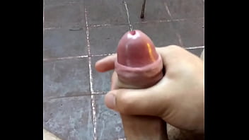 Preview 4 of Family Strokehd Videos - Ejercitando mi pene