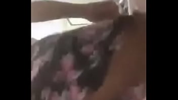 Preview 3 of Xxxxc Videos - Convenci a rabuda a mandar v&iacute_deo dan&ccedil_ando sem calcinha