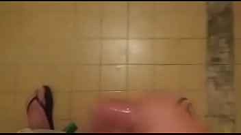 Preview 1 of Moglie Umilia Marito - Gozando mais