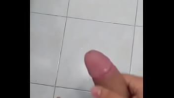 Preview 4 of Varanasi Outdoor Hindi Audio - &iquest_Quien quiere leche?