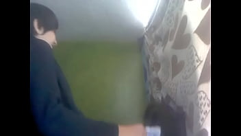 Preview 3 of Wet Busty Mom - se mete dildo y le sangra el qlo
