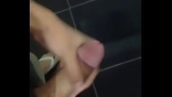 Preview 3 of Sextreme Lesbian - Batendo uma punheta