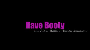 Preview 1 of Girl Solo Beeg In Gorean - Rave Booty