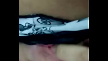 Preview 1 of Dasi Saxi Mms - putinha tocando uma siririca