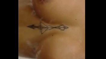 Preview 1 of Pablic Pass Sex - My Indian GF Taking A Bath