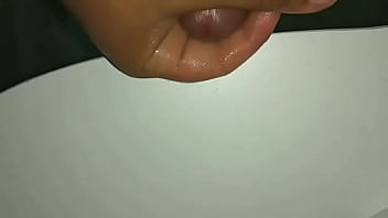 Preview 4 of Alexandrauchi - Uma punheta marota