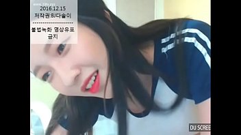 Preview 3 of Use Condom Fuck Mom - Em g&aacute_i thủ d&acirc_m show vếu full: /9CnXUDSy