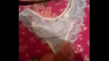 Preview 3 of Peshawar Seccx - Brincando com a calcinha da cunhada