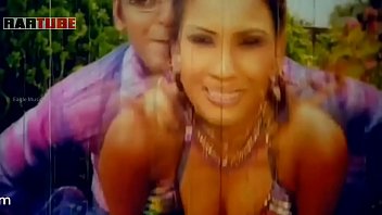 Preview 1 of Mom Fuck Sister - ami je laila mojnu tumi,  bangla movie sexy hot masala song,  prince and sonali by- rartube.com