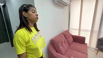 Preview 1 of Norwaye Sexxxx - Ayudo a mi latina hermanastra en la limpieza del ba&ntilde_o para pod&eacute_rmela follar muy duro con mi polla dura y corrermele en su boca hl