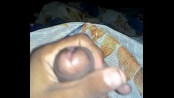 Preview 2 of Russian Small Webcam - En casa haci&eacute_ndome una paja