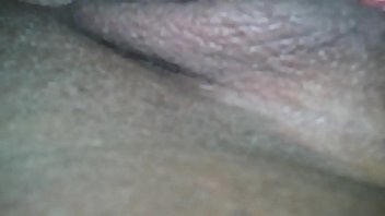 Preview 1 of Bgla Xxx Movi - Chupando buceta da morena Campo Grande MS