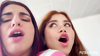 Preview 3 of Shoplifter Inside - PutaLocura - Las jovencitas latinas Marina Gold y Rosie Cage follando y tragando leche de Torbe