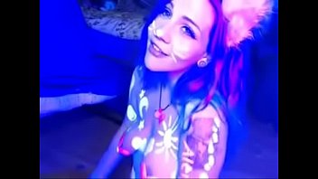 Preview 1 of Sunny Lieoni Funking Videos - Teen with bodypaint dancing live